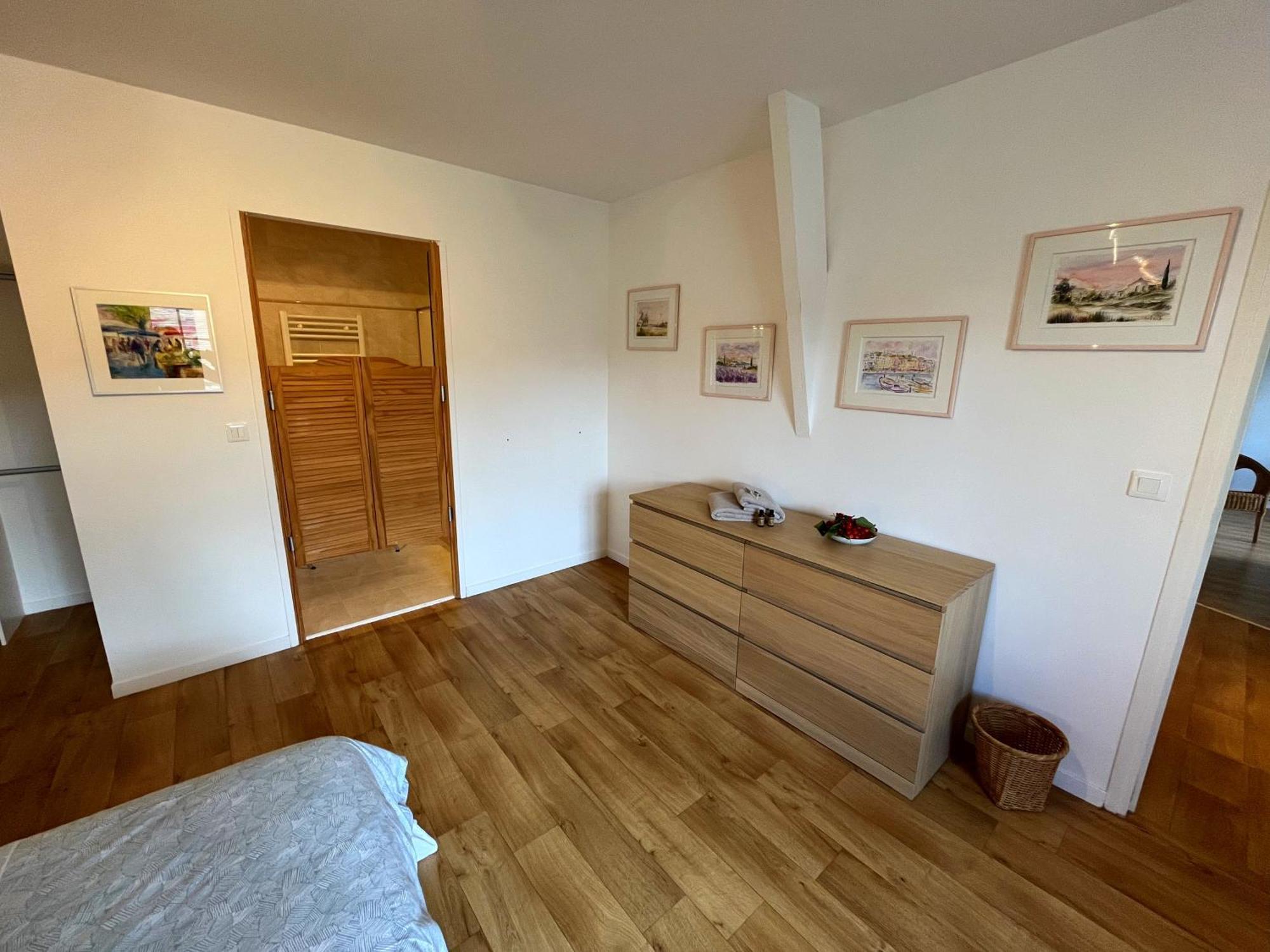Ecurie Des Charmes A 5 Minutes De La Plage Merville-Franceville-Plage Exterior foto
